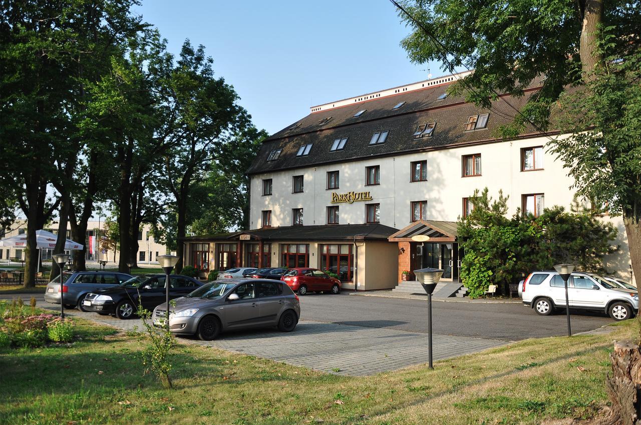 Parkhotel Economic Wielka Wies  Exterior foto